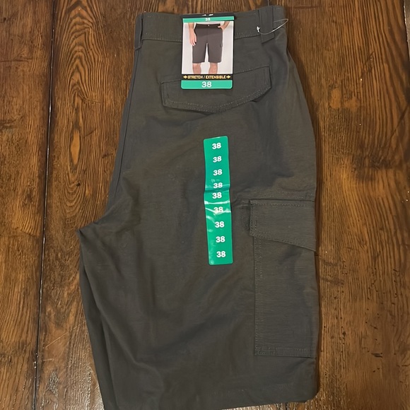 Men’s BC Clothing Co. Cargo Shorts | Size 36, 38 & 40 available - Picture 9 of 12